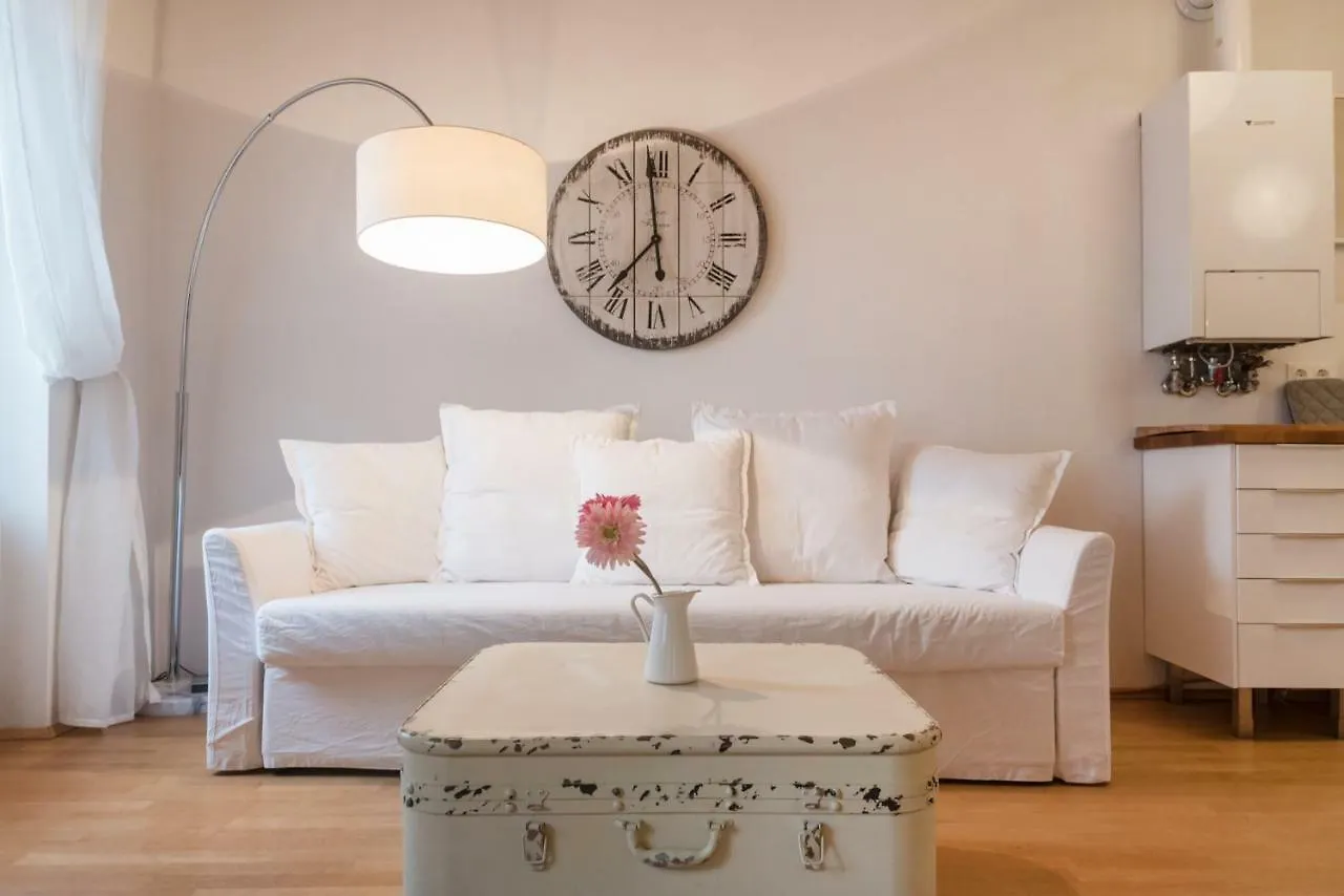 Sunny Apartments Vienna Austria